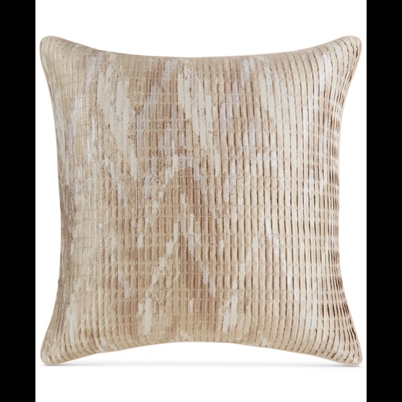 NIB Hotel Collection Distressed Chevron (1 ) Euro‎ European Pillow Sham - Picture 1 of 12
